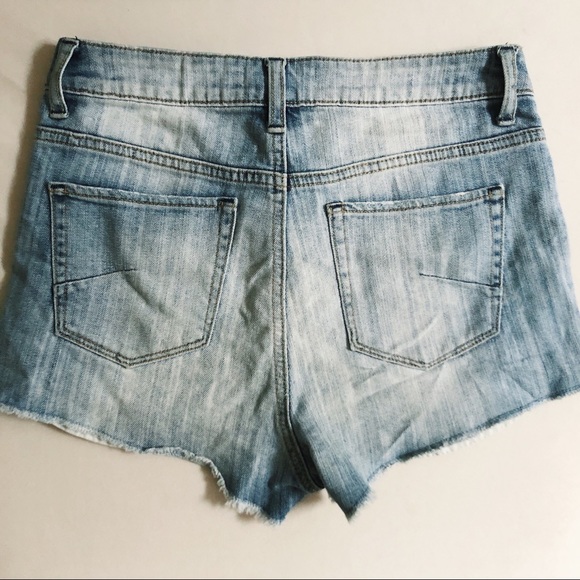 Aritzia Talula Jean Shorts with Raw Hem - Picture 3 of 7
